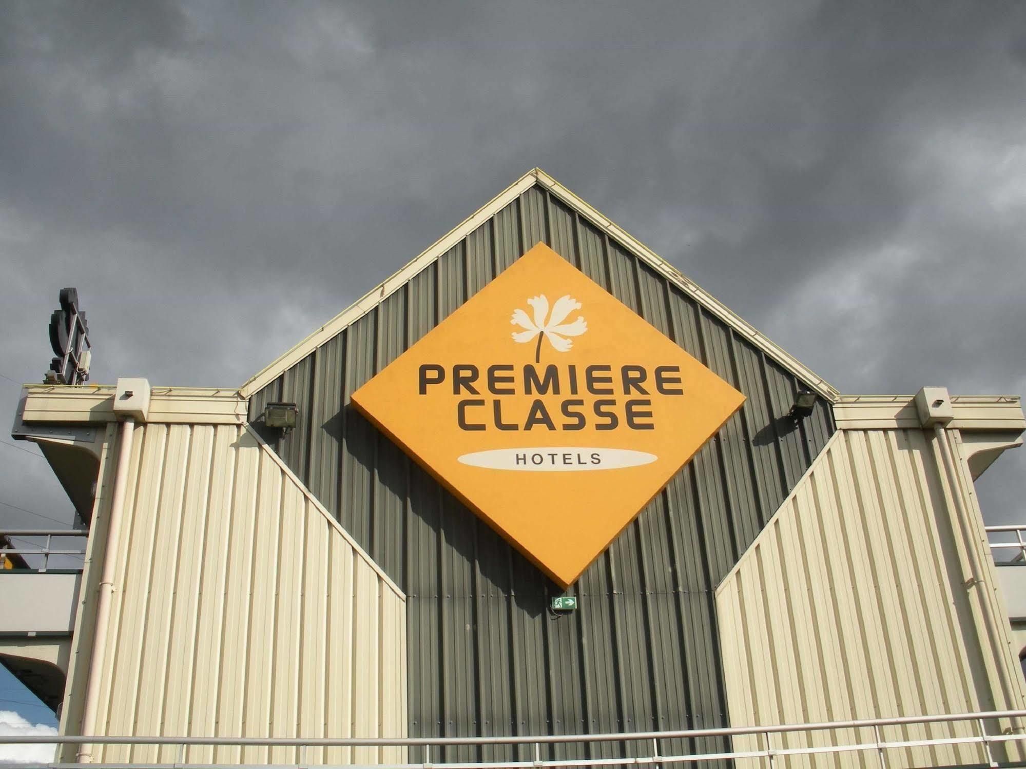 Premiere Classe Dreux Exterior photo